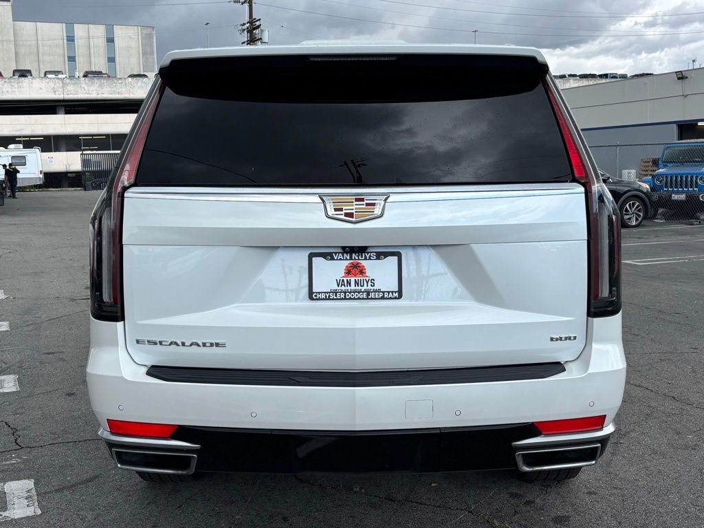 Used 2024 Cadillac Escalade ESV Premium Luxury AWD/4WD image 6