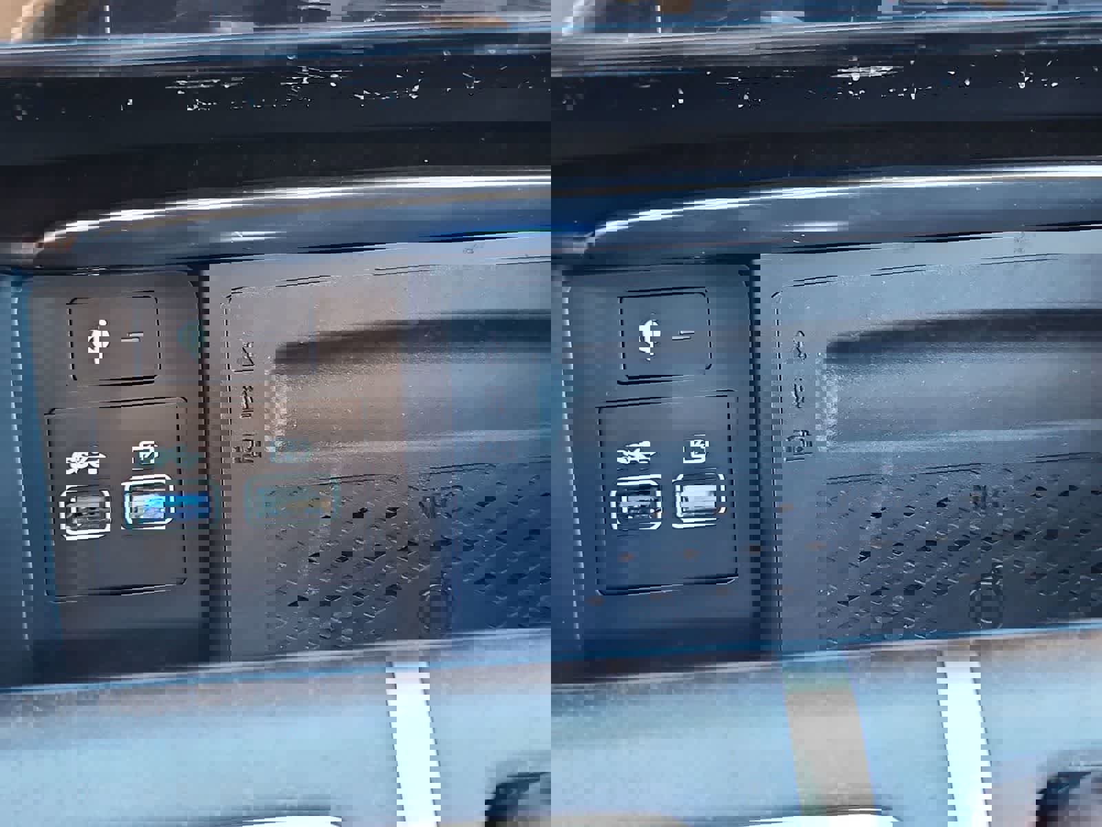 Used 2023 Genesis GV80 2.5T w/ Prestige 20" Package image 31