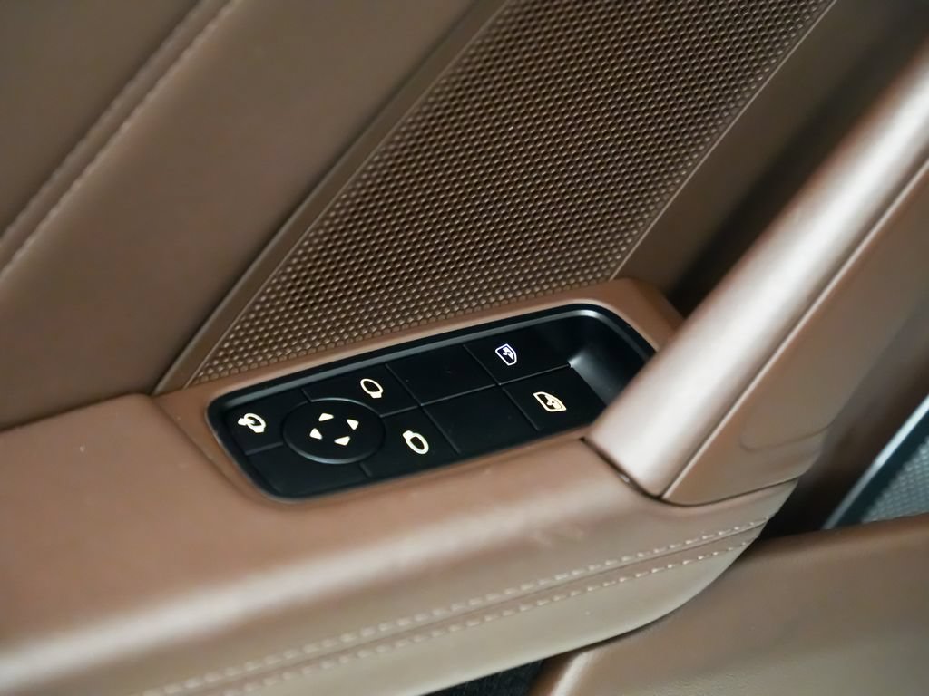 Certified 2022 Porsche 911 Turbo S AWD/4WD image 19
