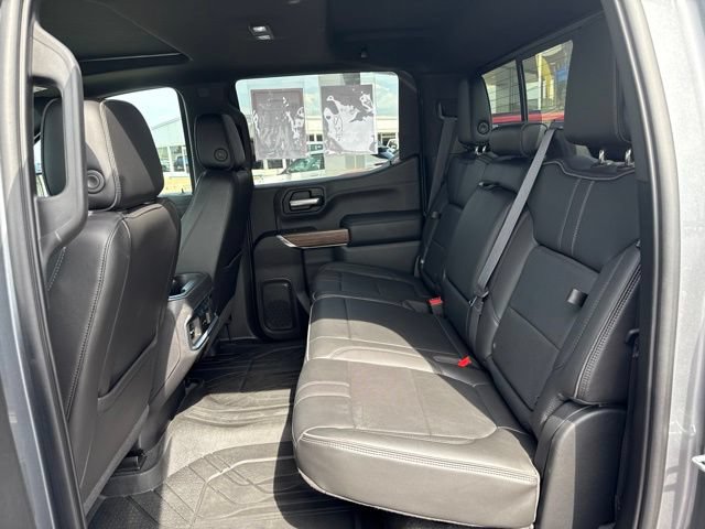 Used 2021 Chevrolet Silverado 1500 High Country w/ Technology Package AWD/4WD image 13