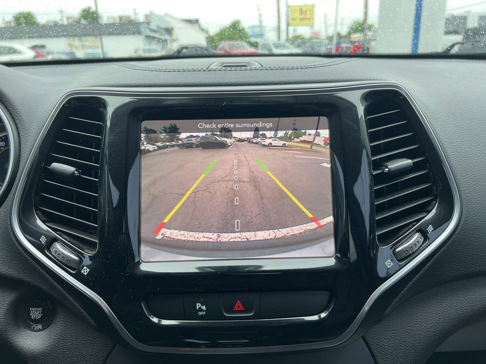 Used 2019 Jeep Cherokee Limited AWD/4WD image 36