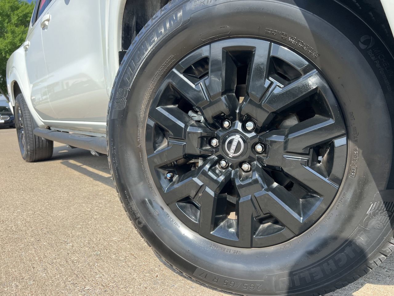 Certified 2022 Nissan Frontier SV image 8