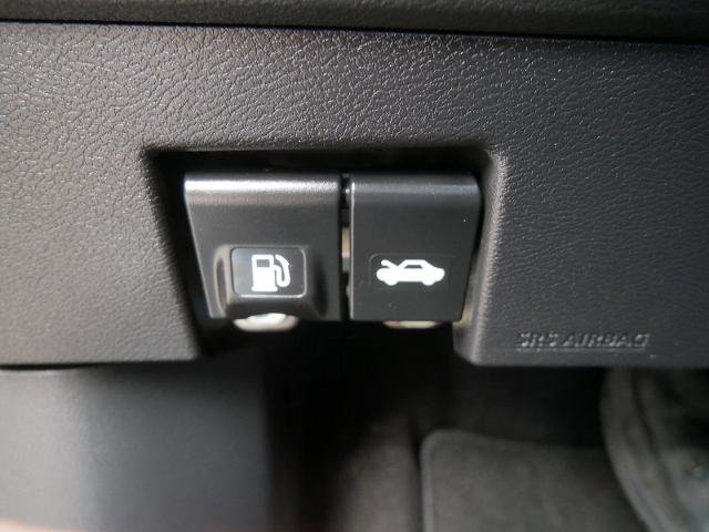 Certified 2024 Nissan Kicks SV image 26
