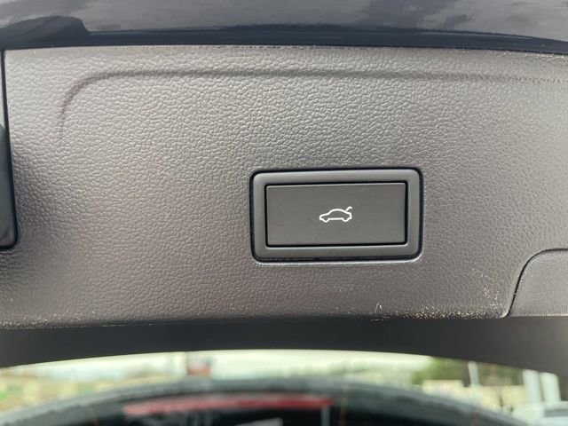 New 2026 Volkswagen Atlas Cross Sport SEL Premium R-Line image 28