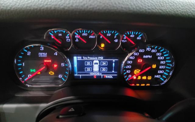 Used 2018 GMC Yukon SLT w/ Open Road Package RWD image 19