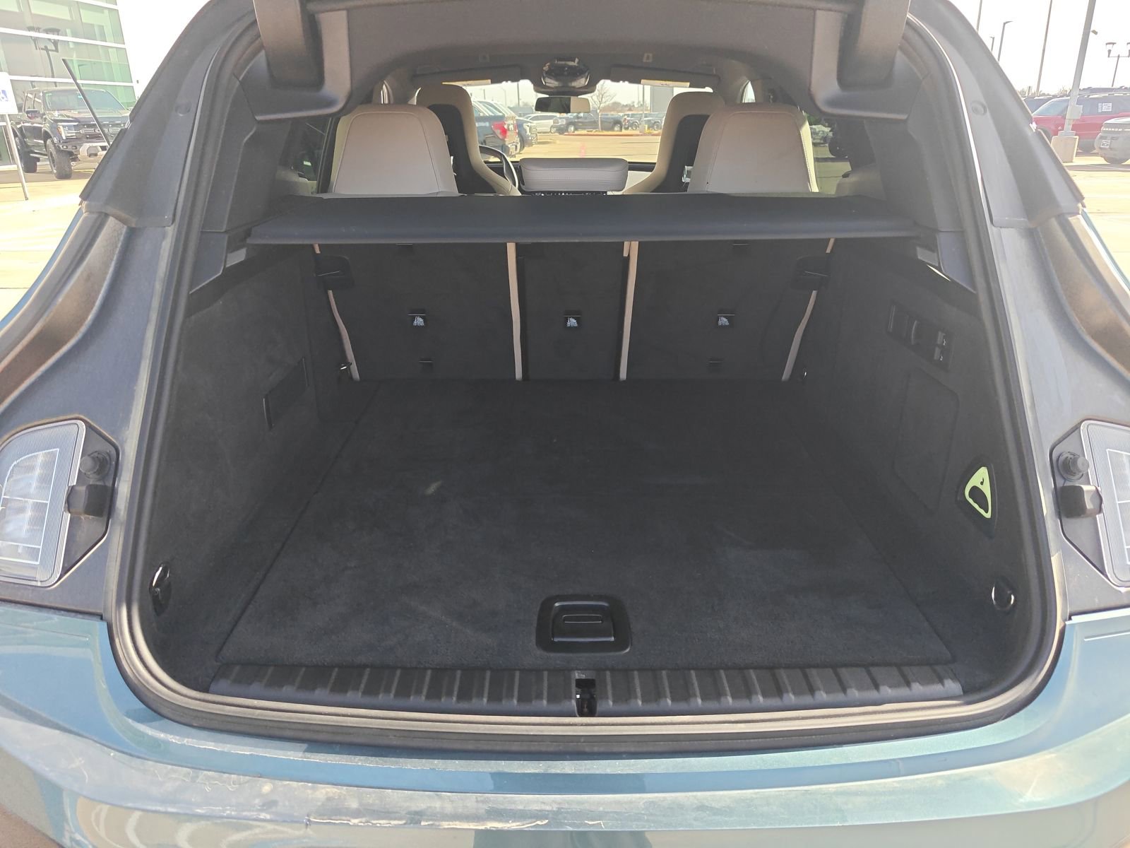 Used 2024 BMW iX xDrive50 w/ Premium Package image 26