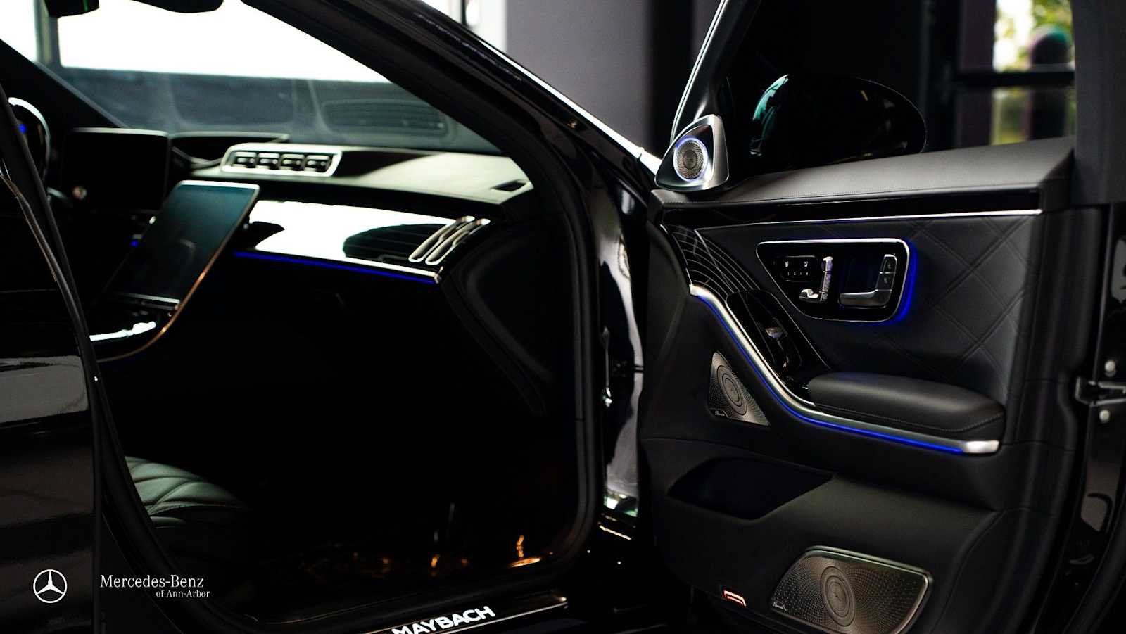 Used 2025 Mercedes-Benz Maybach S 580 4MATIC image 12