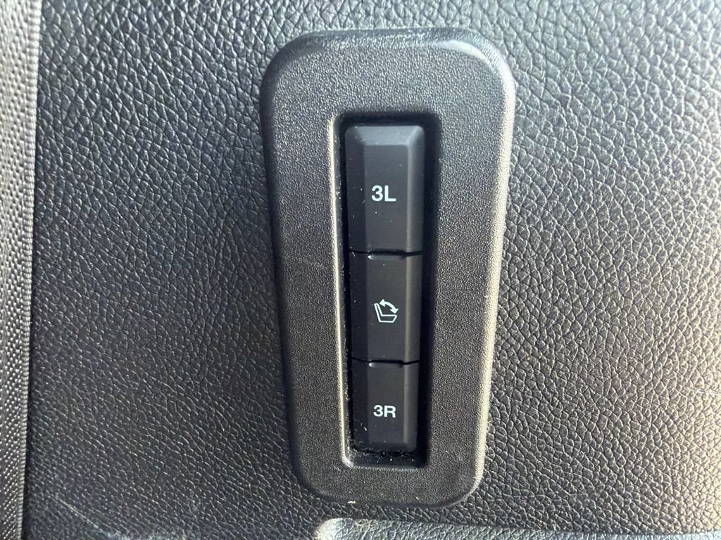 Used 2016 Ford Expedition Platinum AWD/4WD image 13
