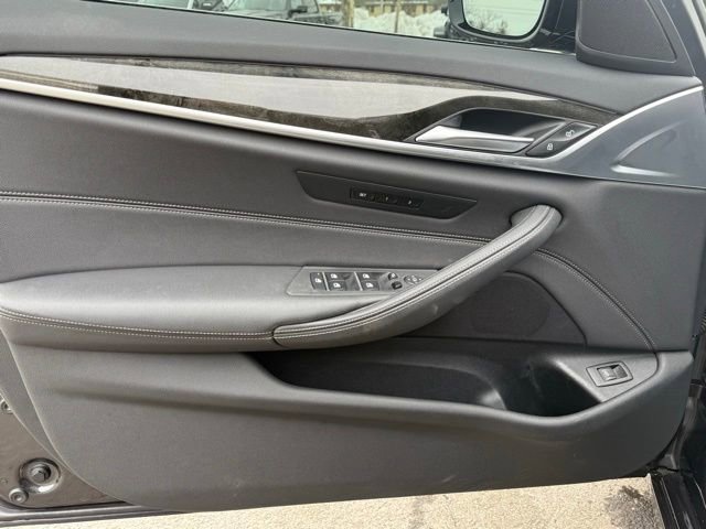 Used 2022 BMW 530i xDrive w/ Convenience Package image 26