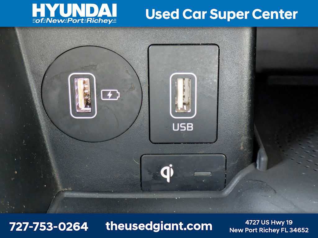 Used 2020 Kia Cadenza Technology image 25