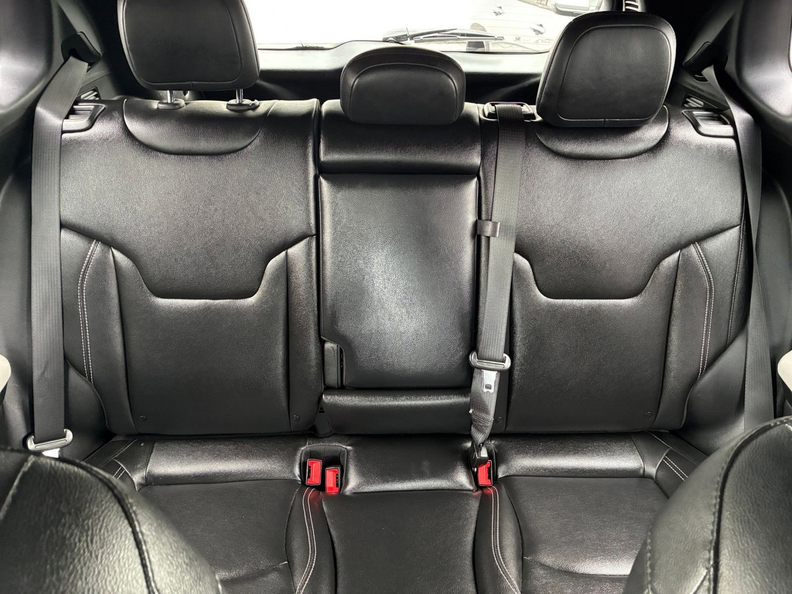 Used 2025 Jeep Compass Limited AWD/4WD image 39