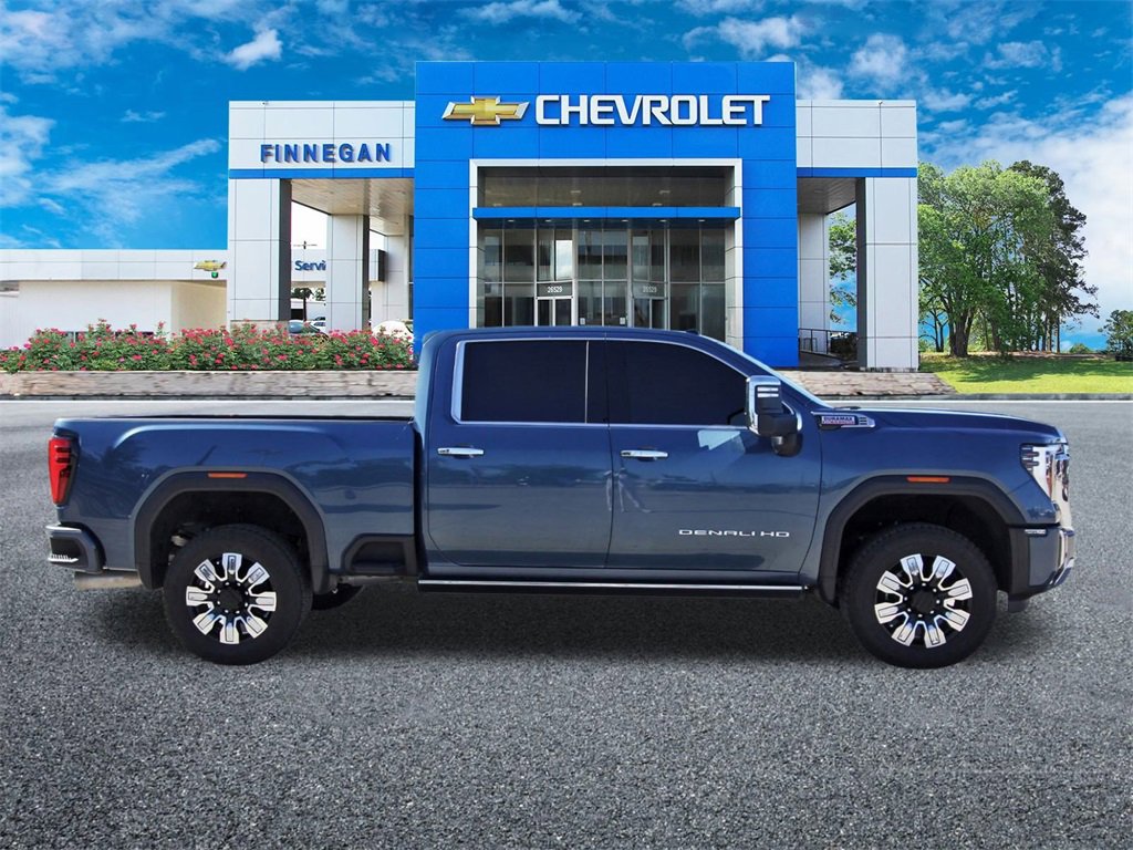 Used 2024 GMC Sierra 2500 Denali w/ Denali Reserve Package image 8