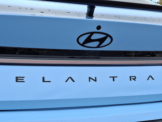 Used 2025 Hyundai Elantra N FWD image 29
