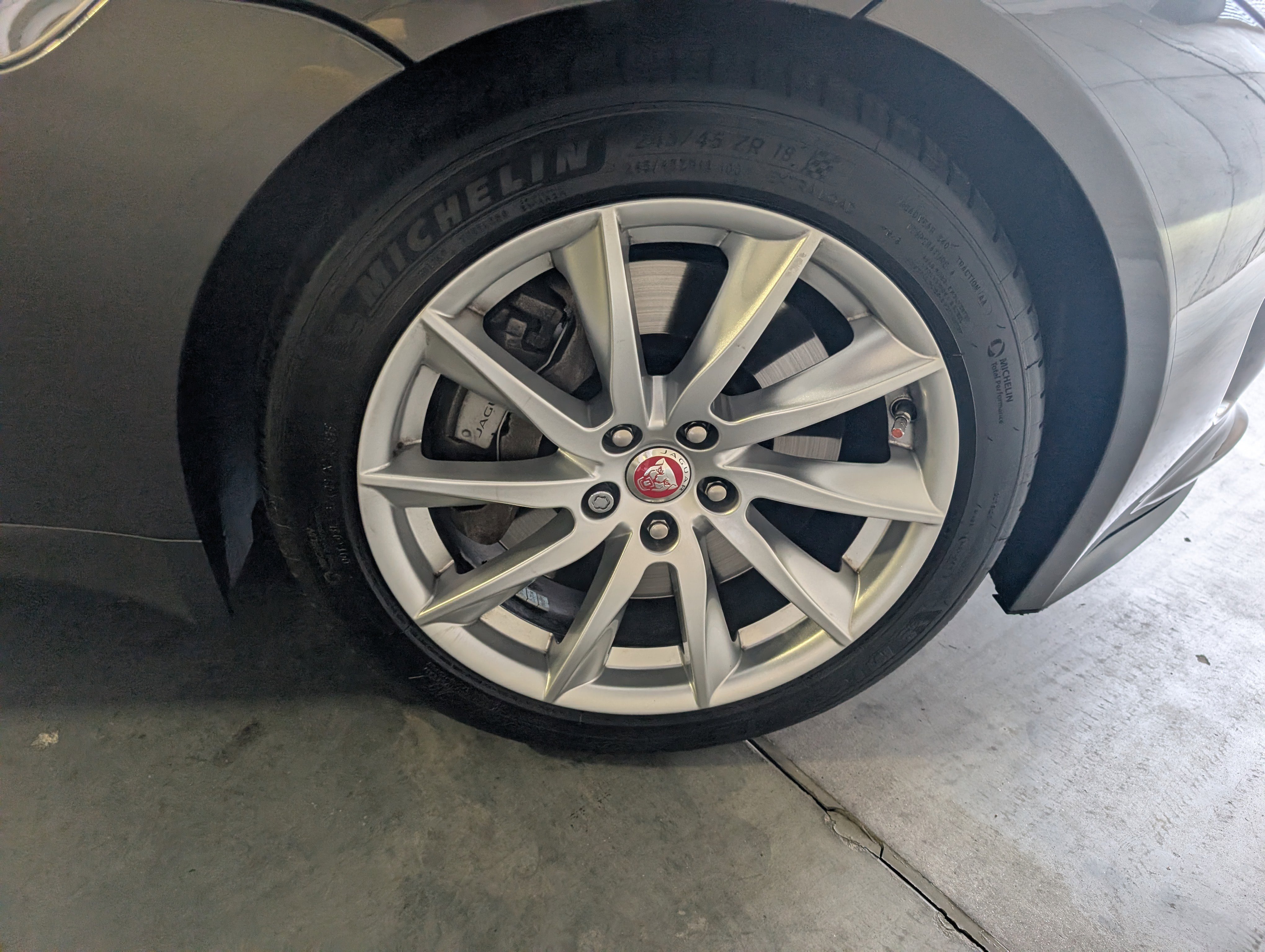 Used 2016 Jaguar F-TYPE Convertible image 22