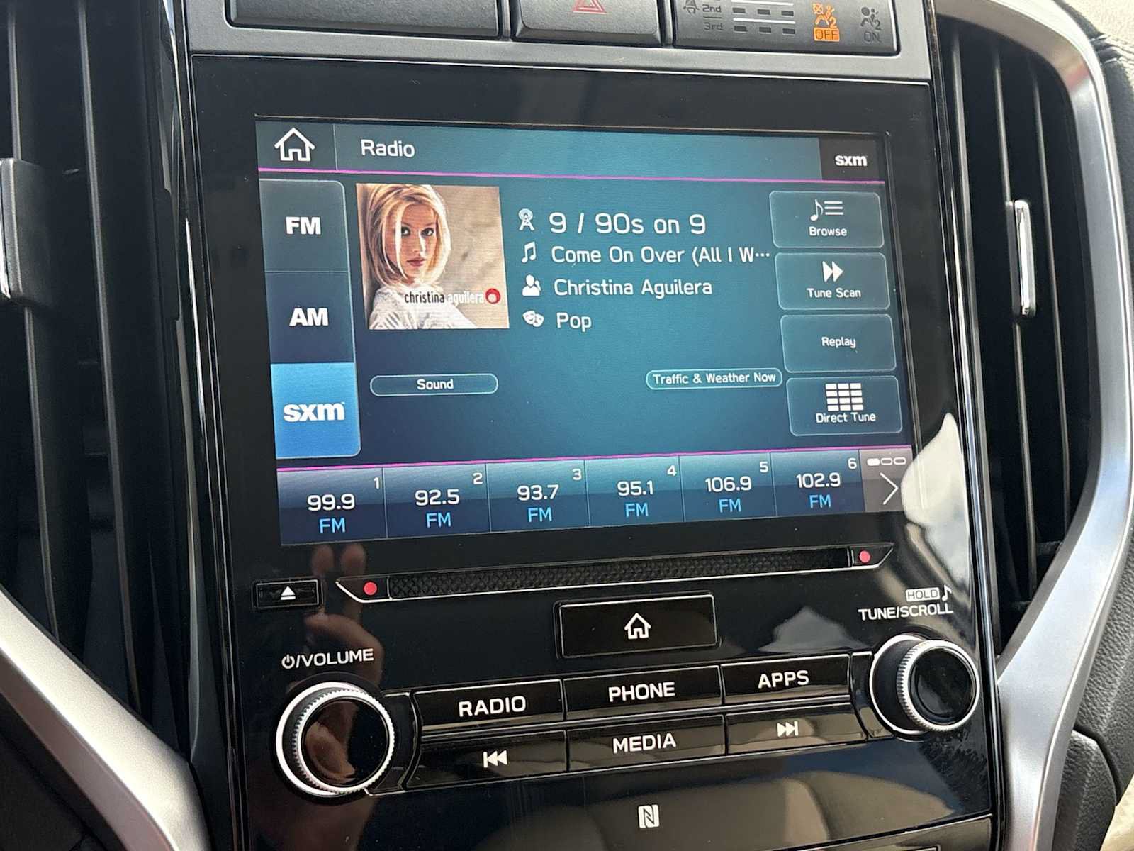 Used 2022 Subaru Ascent Premium w/ Convenience Package AWD/4WD image 13