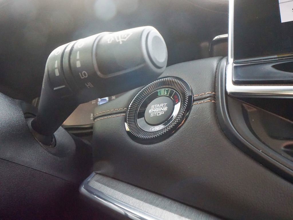 Used 2022 Jeep Compass Limited w/ (RED) Package image 26