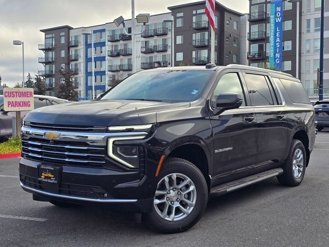 New 2026 Chevrolet Suburban LT w/ Comfort Package