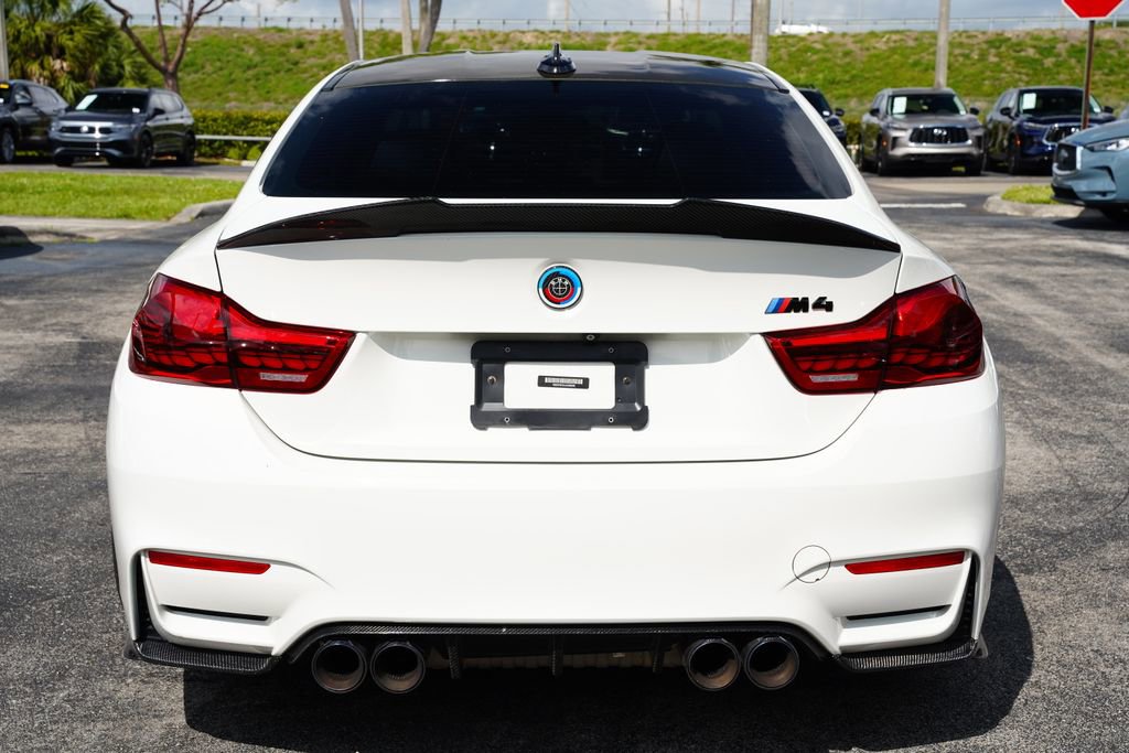 Used 2018 BMW M4 Coupe RWD image 9