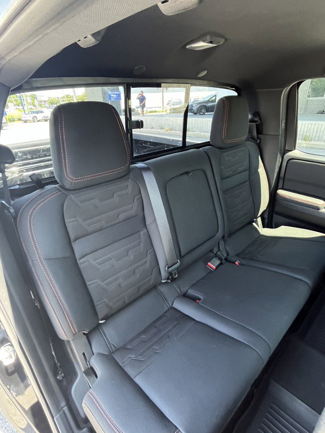 Used 2022 Nissan Frontier PRO-4X w/ Off-Road Protection Package image 11