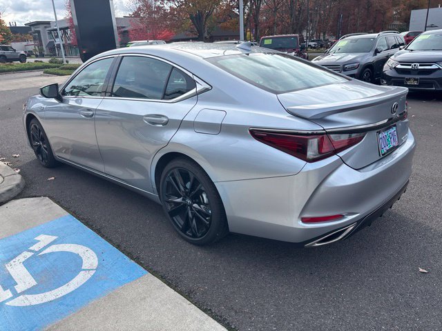 Used 2024 Lexus ES 350 F Sport w/ Accessory Package (Z1) FWD image 4