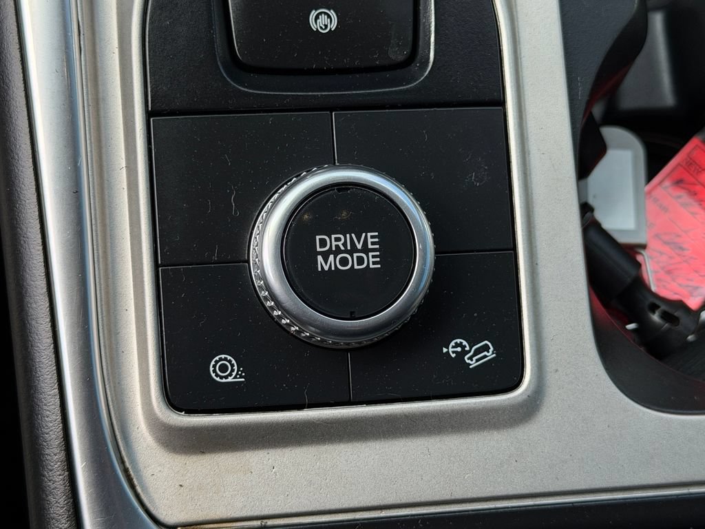 Used 2021 Ford Explorer Limited w/ Hybrid Equipment Group 310A AWD/4WD image 25