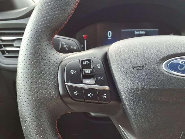 Certified 2023 Ford Escape ST-Line w/ Tech Pack #1 AWD/4WD image 15