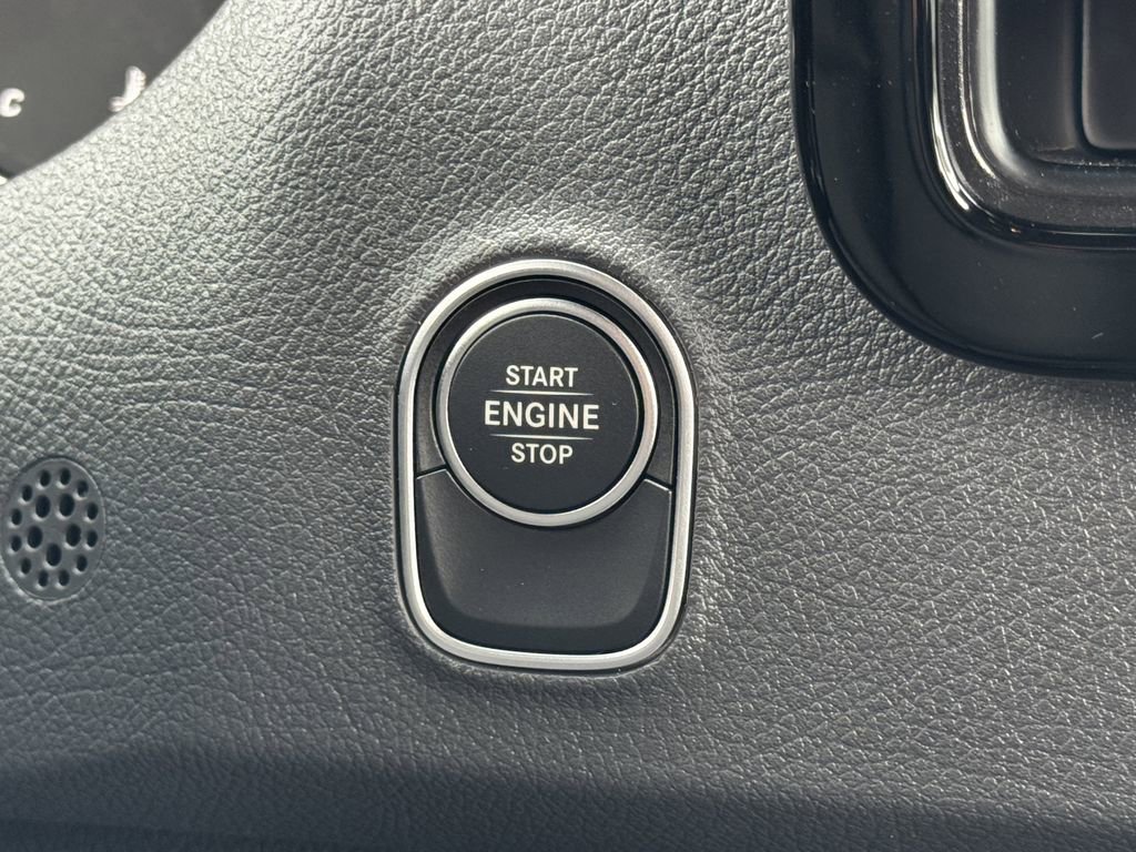 New 2025 Mercedes-Benz Sprinter 2500 image 24