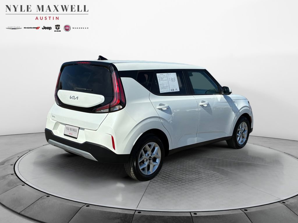 Used 2024 Kia Soul LX w/ Option Group 015 image 14