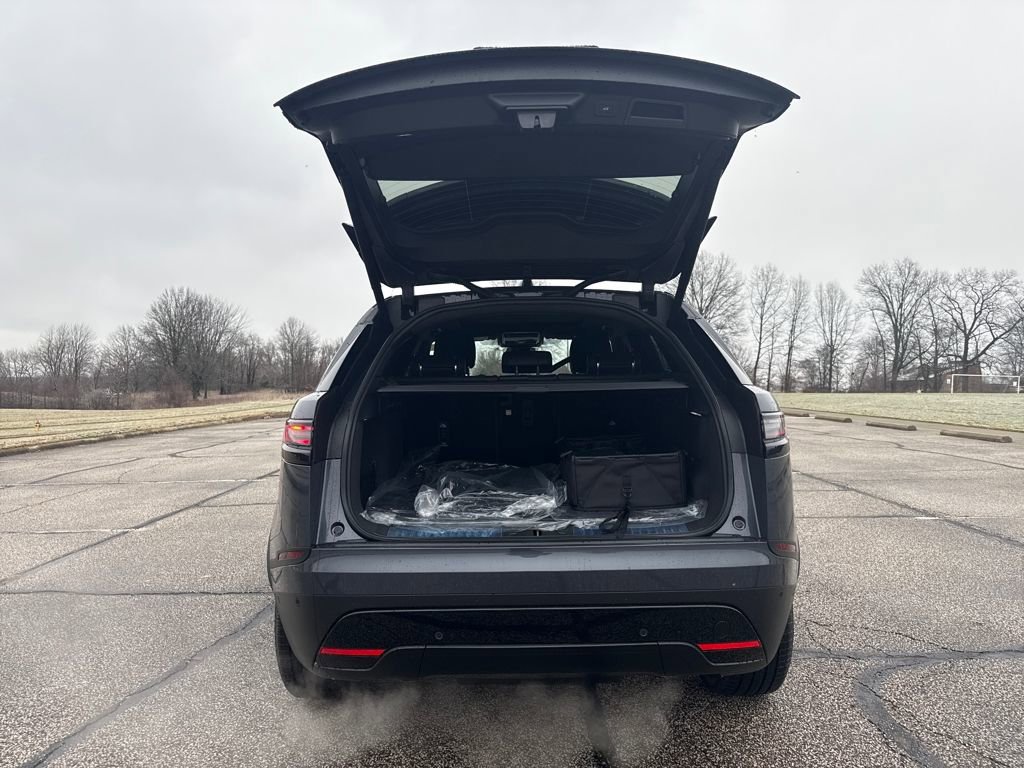 New 2026 Land Rover Range Rover Velar S image 8