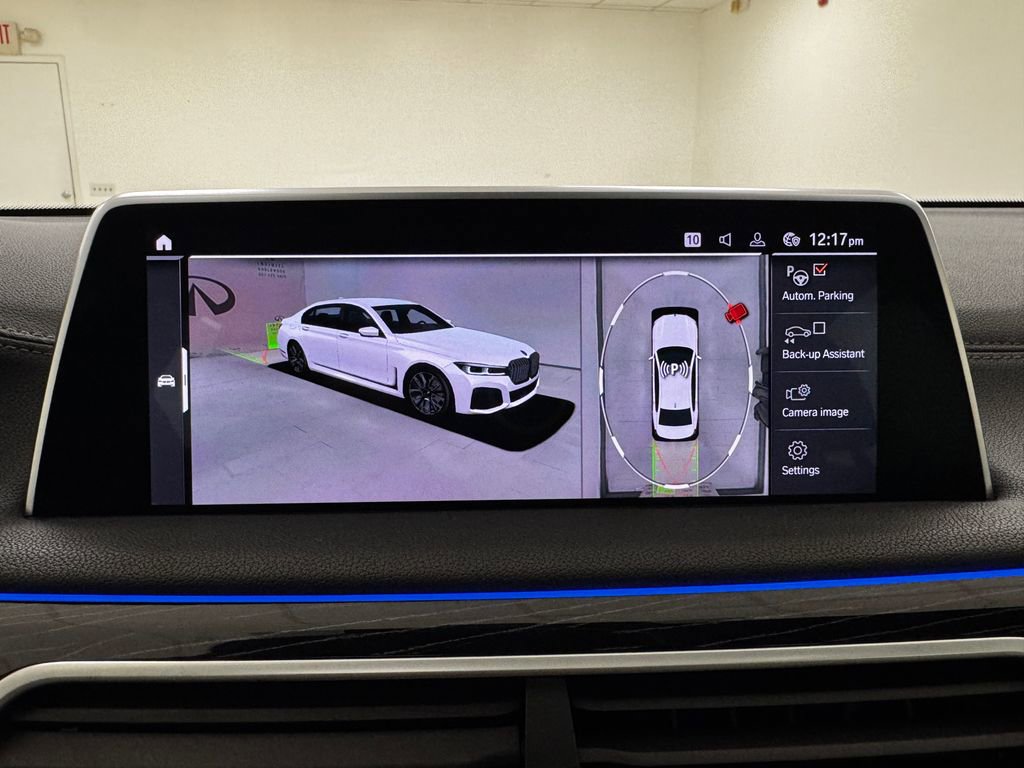 Used 2022 BMW 750i xDrive w/ Autobahn Package image 21