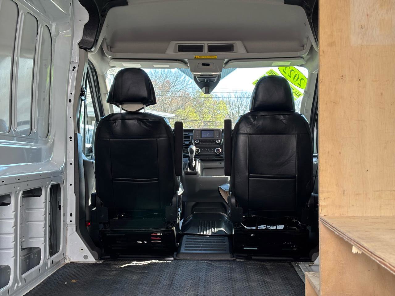 Used 2022 Ford Transit 250 Medium Roof AWD image 19