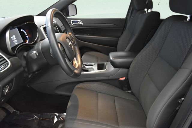 Used 2018 Jeep Grand Cherokee Laredo image 24