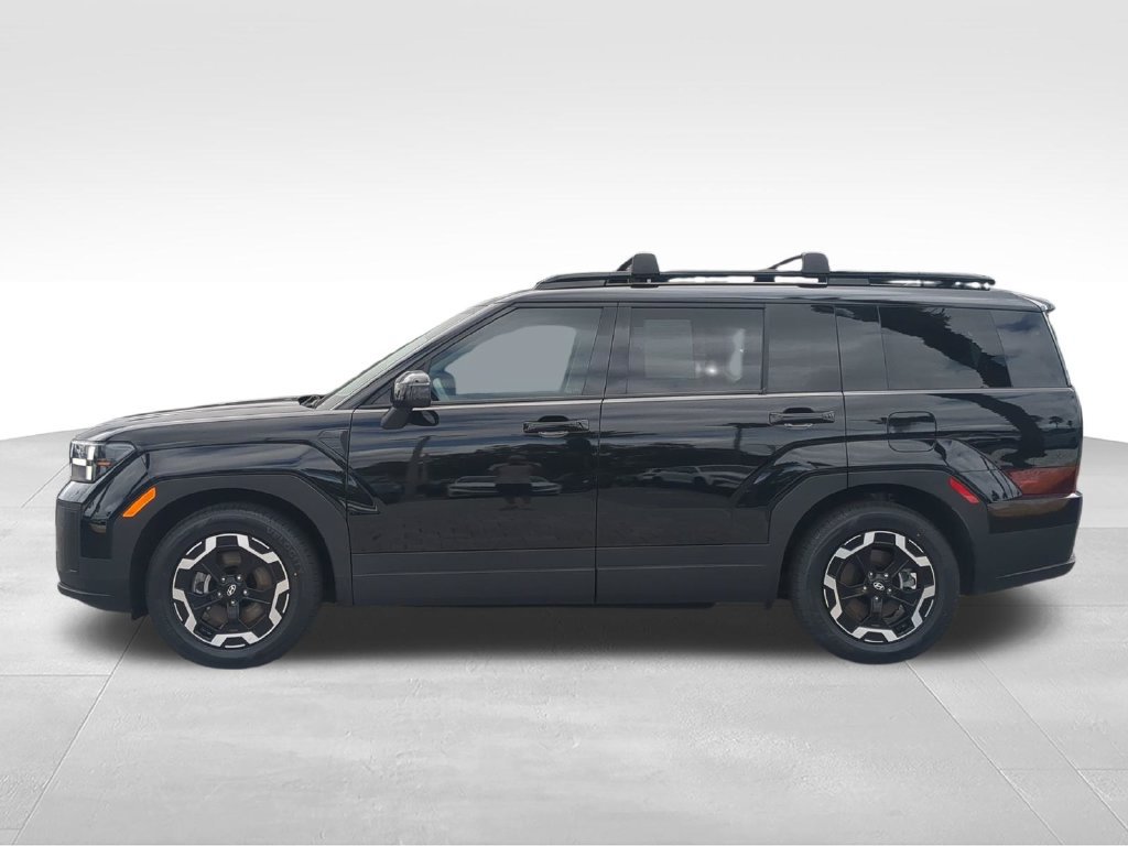 Used 2025 Hyundai Santa Fe SEL FWD image 5