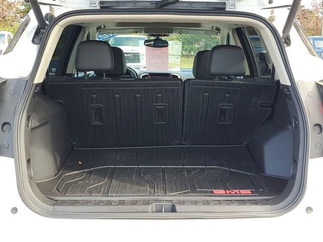 Certified 2023 GMC Terrain Denali w/ Denali Premium Package image 9