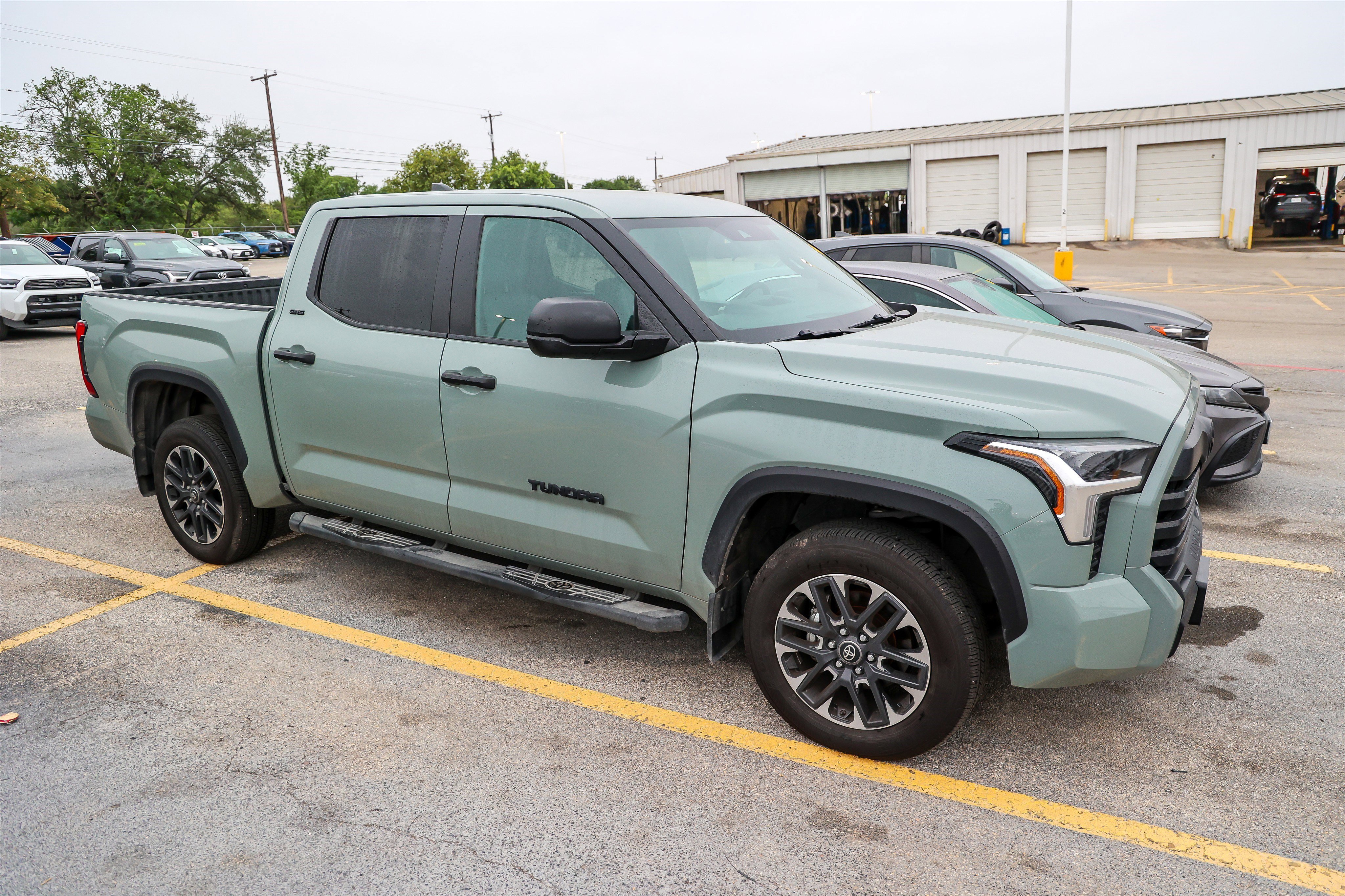 Used 2025 Toyota Tundra SR5 AWD/4WD image 5
