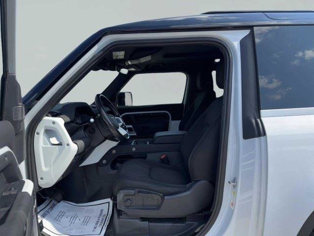 Used 2021 Land Rover Defender 90 AWD/4WD image 15