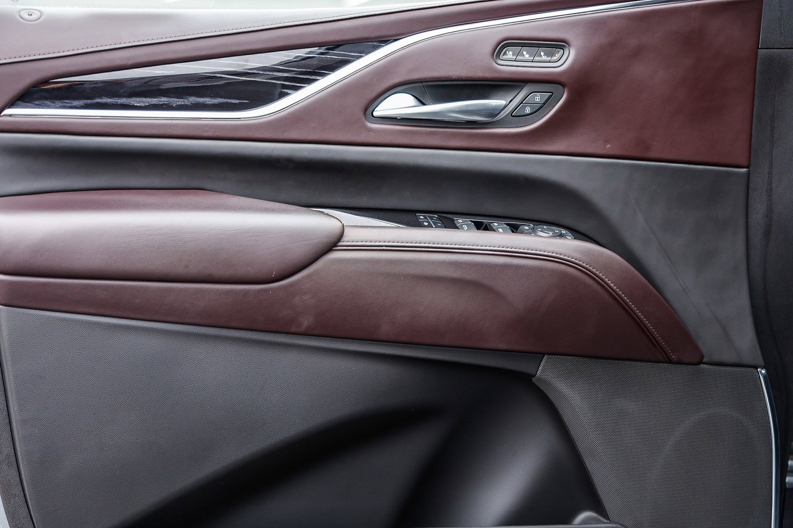 Used 2023 Cadillac Escalade V image 23