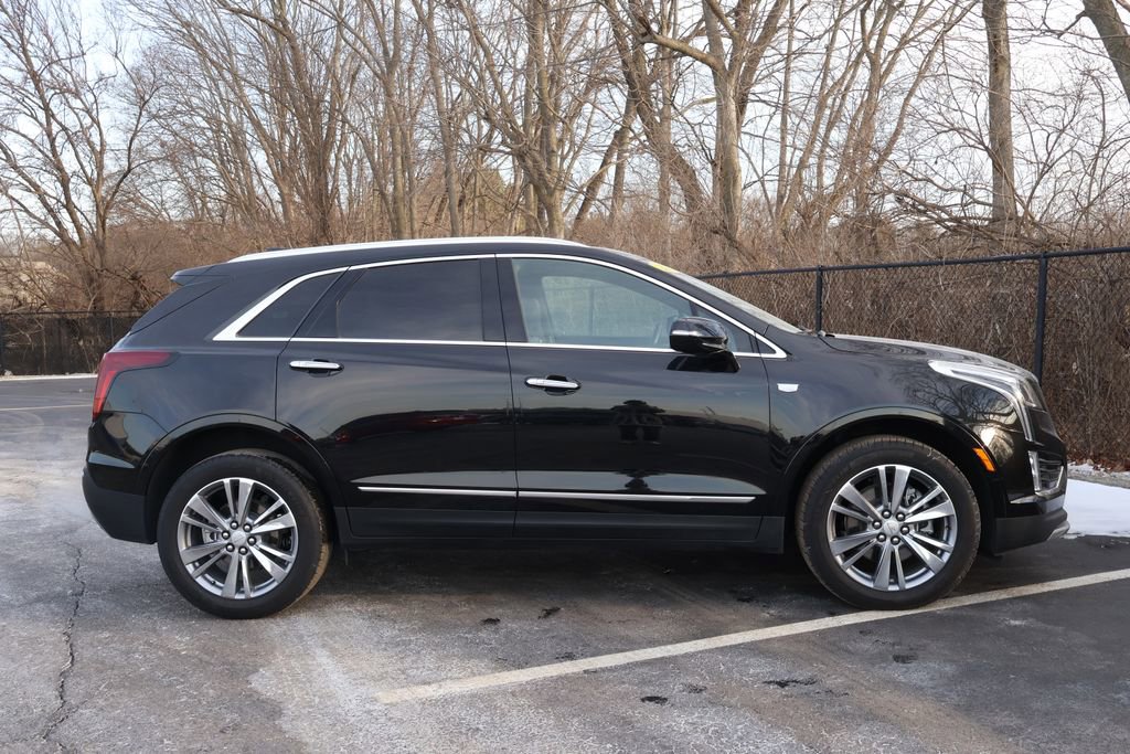 Used 2025 Cadillac XT5 Premium Luxury image 9