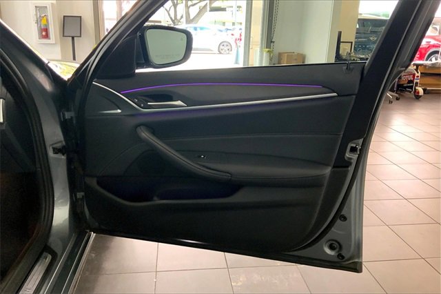 Certified 2023 BMW 540i image 23