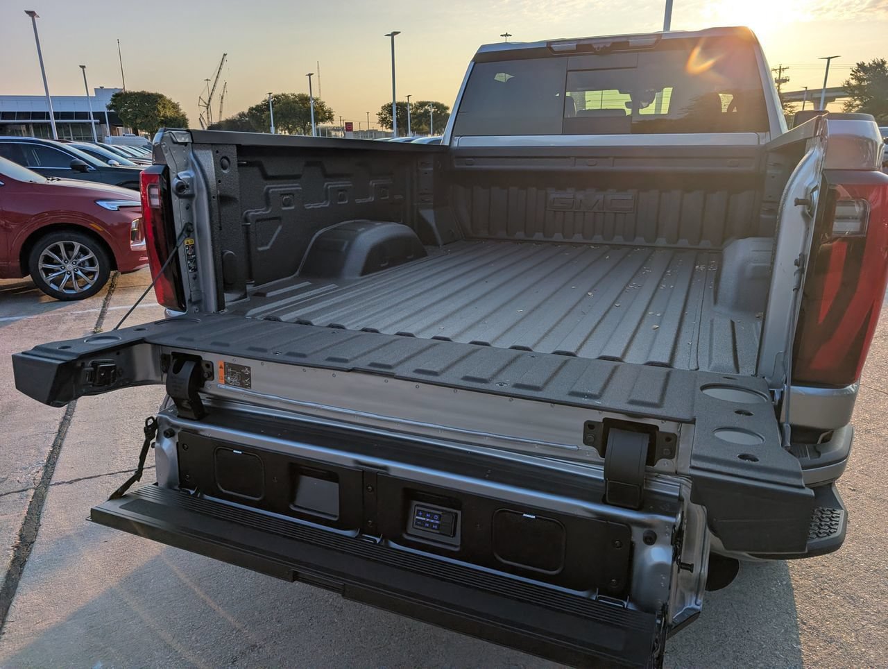 New 2026 GMC Sierra 2500 Denali Ultimate AWD/4WD image 7