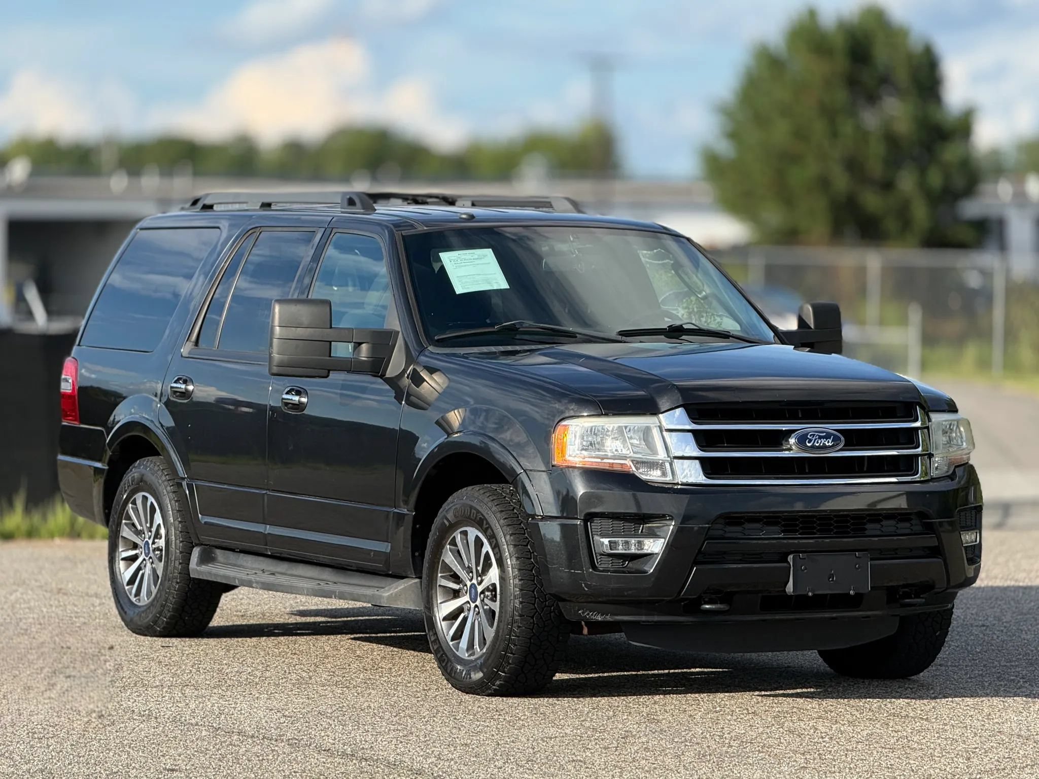 Used 2015 Ford Expedition XLT