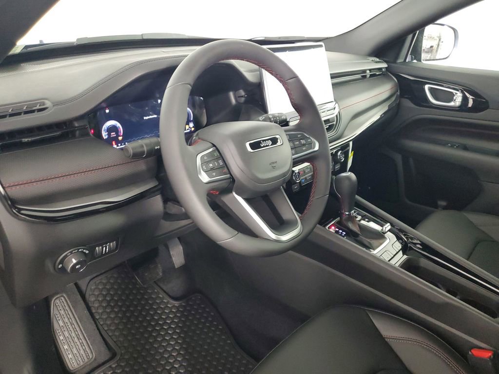 New 2026 Jeep Compass Trailhawk w/ Sun, Sound & Navigation Group image 12