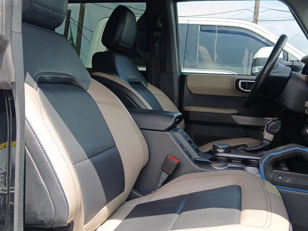 Used 2022 Ford Bronco Wildtrak AWD/4WD image 11