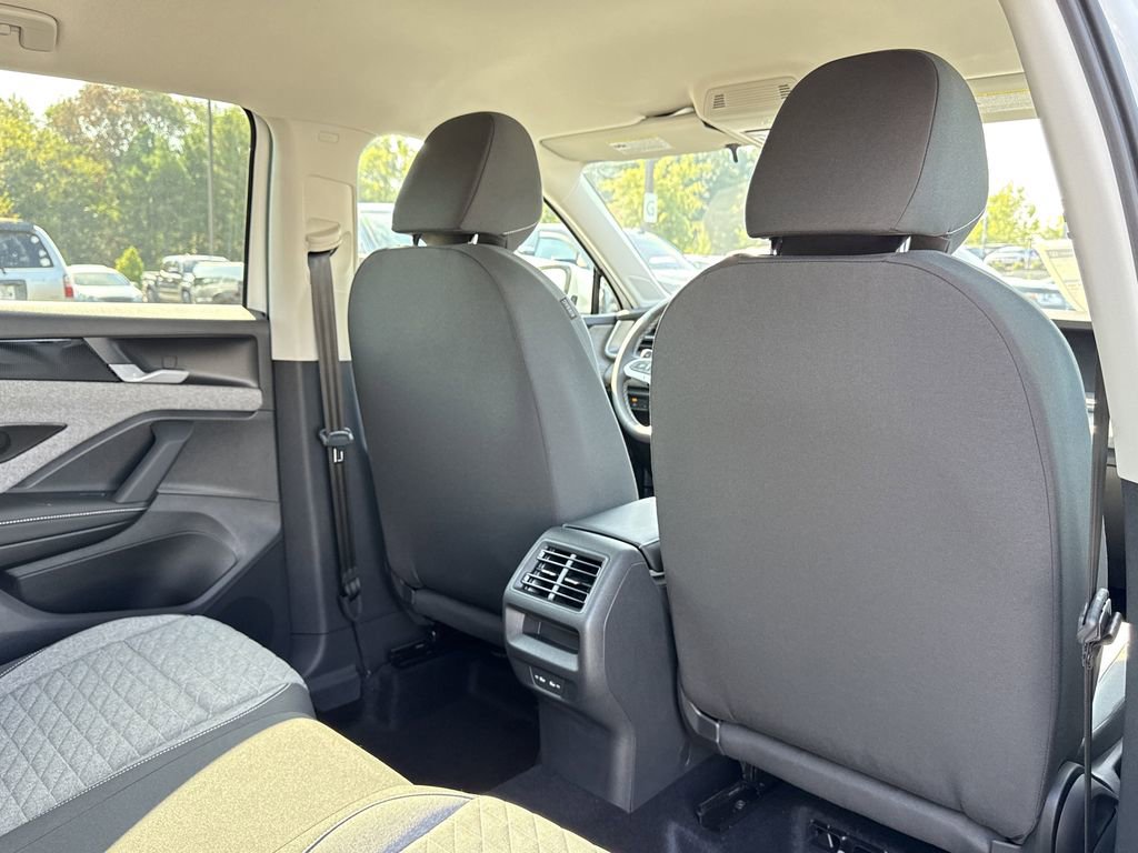 New 2025 Volkswagen Tiguan S image 17