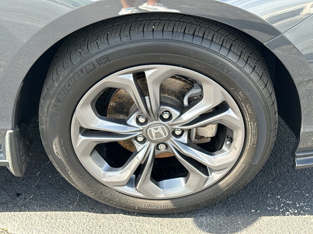Used 2023 Honda Accord EX image 33