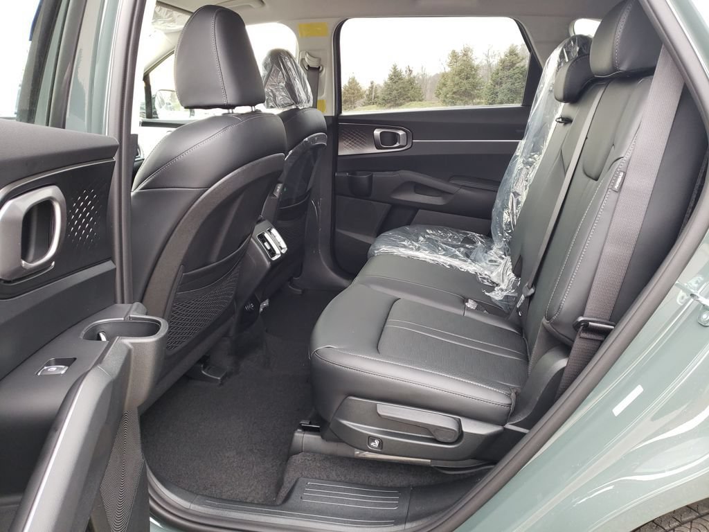 New 2026 Kia Sorento EX AWD/4WD image 25