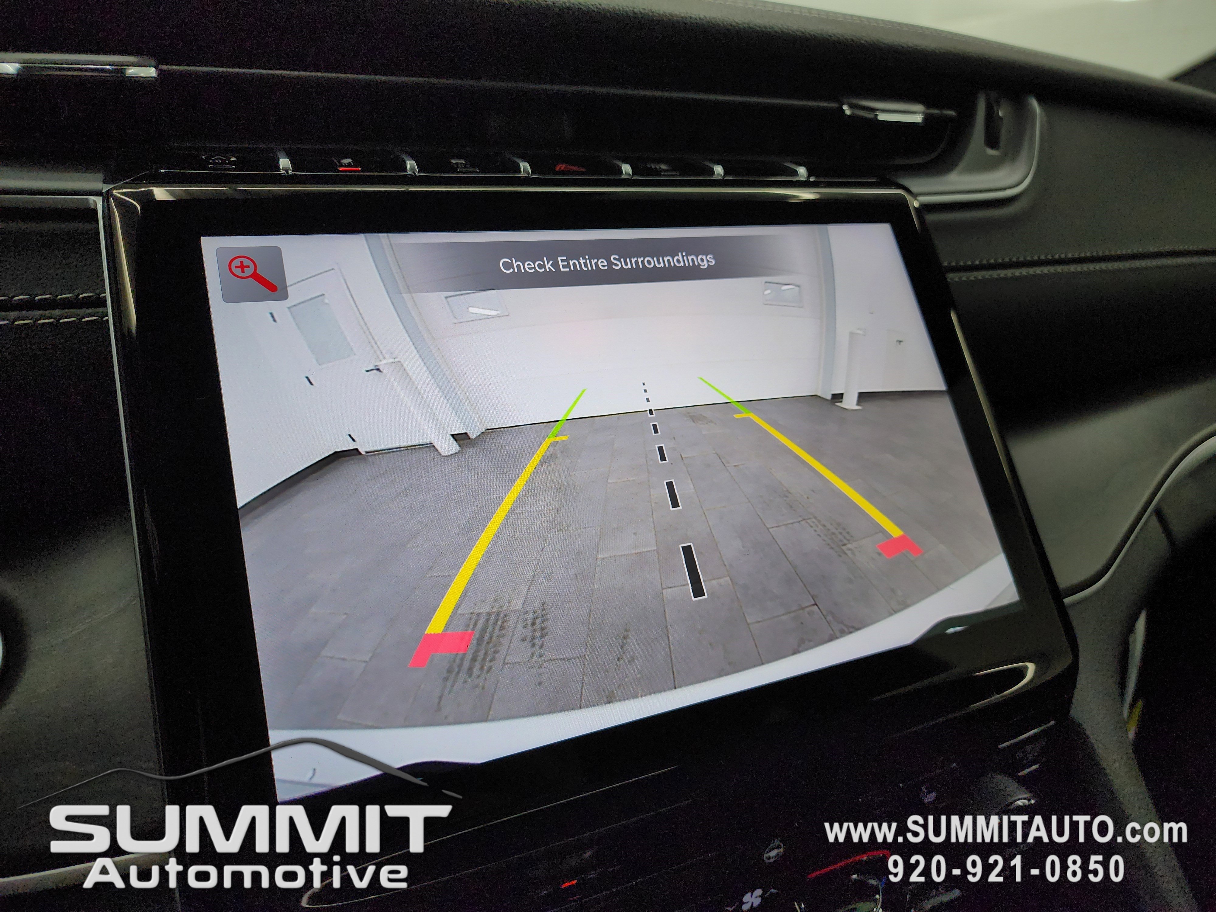 New 2025 Jeep Grand Cherokee Limited w/ Black Appearance Package image 17