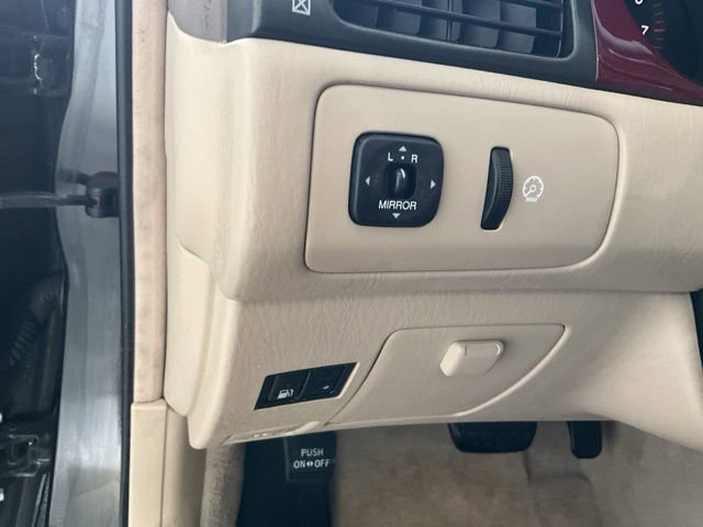 Used 2004 Lexus ES 330 image 8