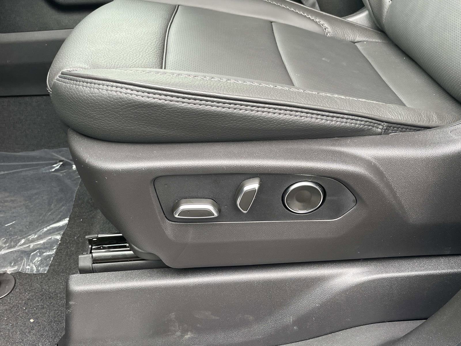 New 2026 GMC Sierra 2500 Denali w/ Denali Reserve Package image 19