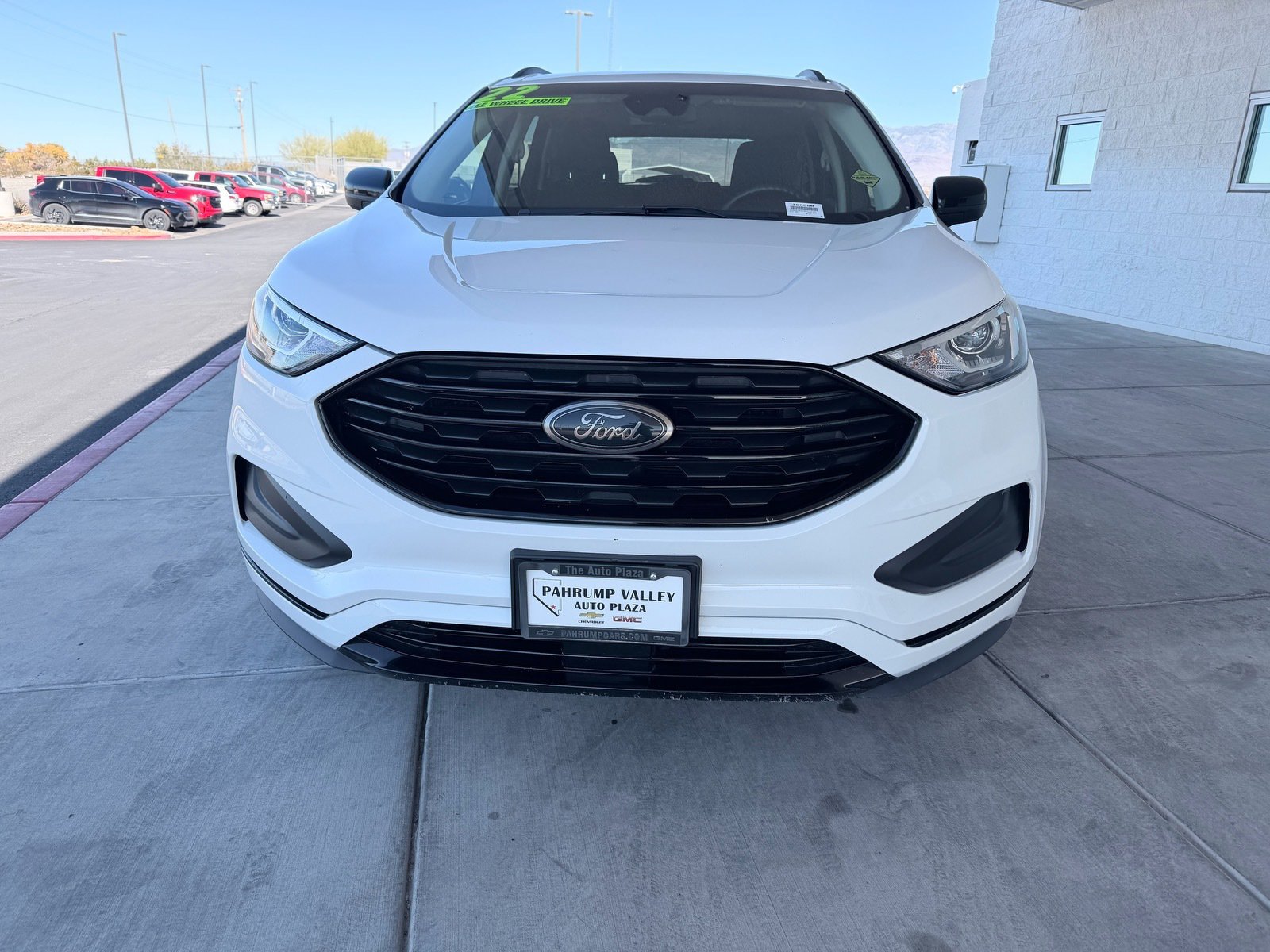 Used 2022 Ford Edge SE w/ Black Appearance Package image 8